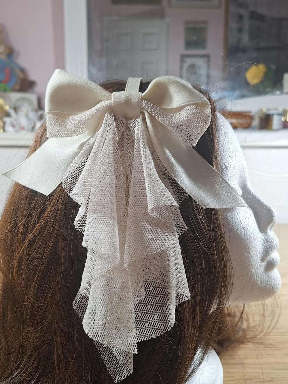 Innocent World Ivory Lace Bow Hairband | Classic Lolita 🎀